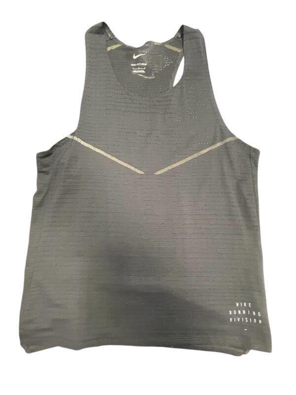 Nike TOP, suurus L